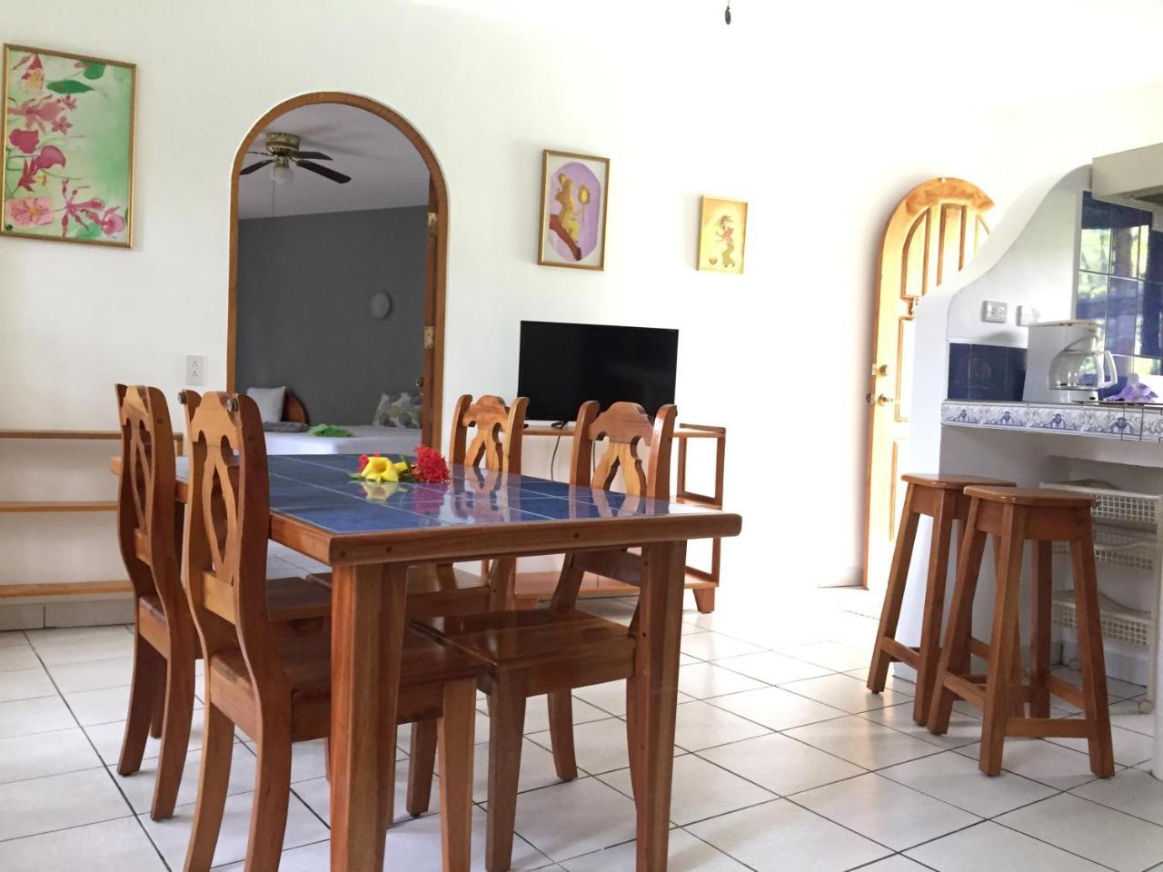 La Perlita Acomodação com café da manhã Jacó Exterior foto